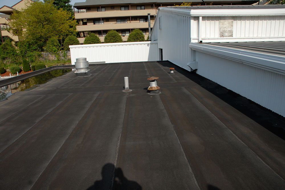 Unprotected Torch Down rubber Roof lasted over 15 years Unprotected Torch Down rubber Roof lasted over 15 years